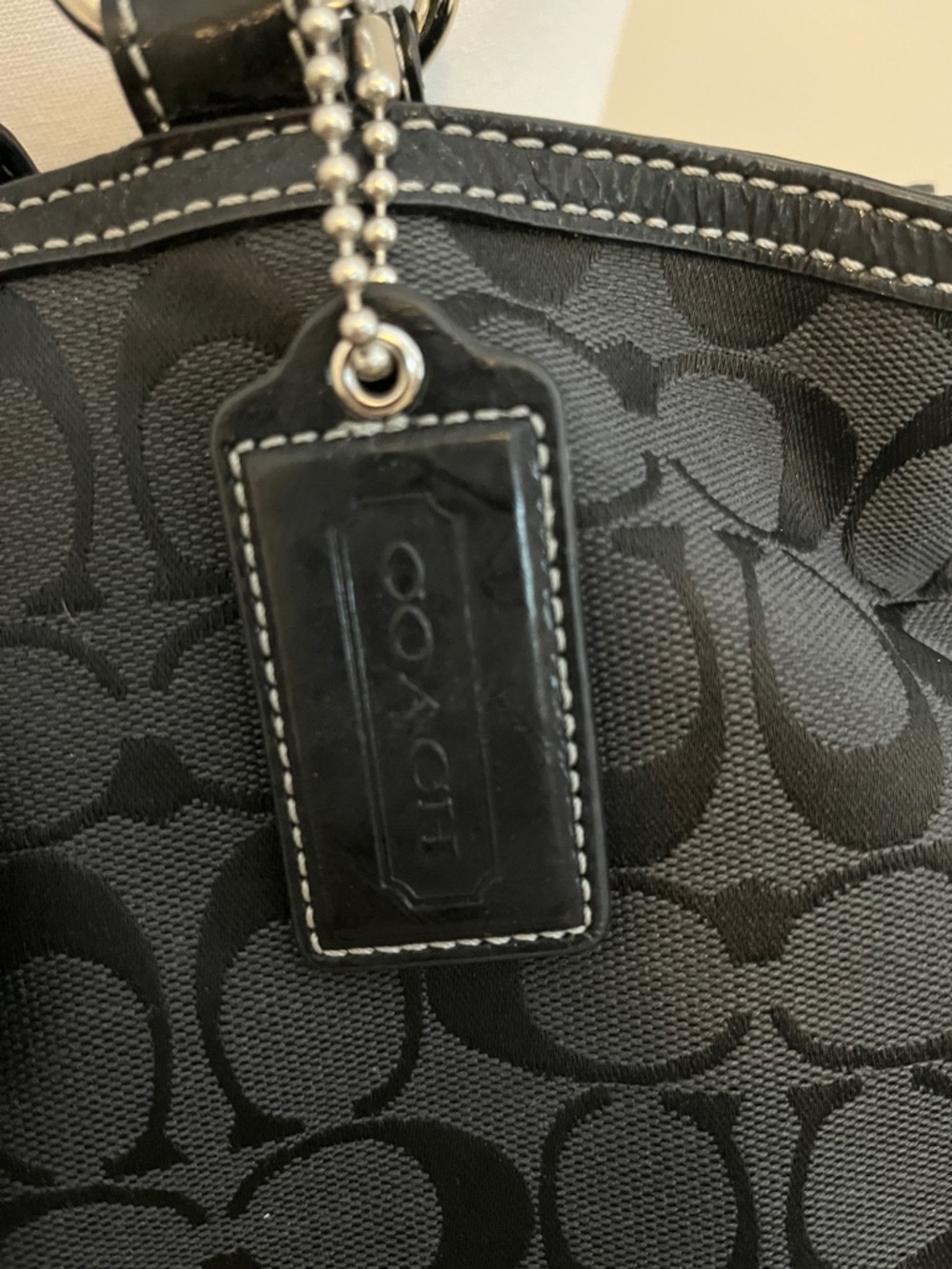 Coach Black Signature Canvas Shoulder Bag with Leather Trim - Picture 3 of 9